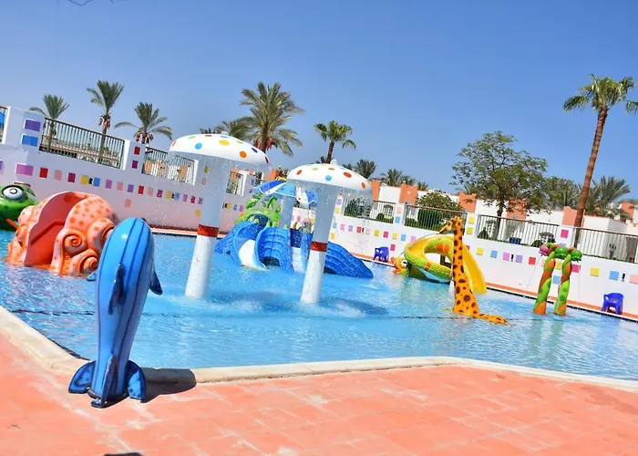 Gafy Aqua Park Resort 4*