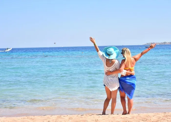 Gafy Aqua Park 4*
